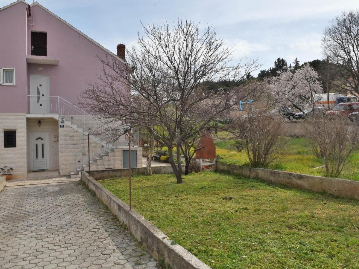 Apartment Manigo Supetar Εξωτερικό φωτογραφία