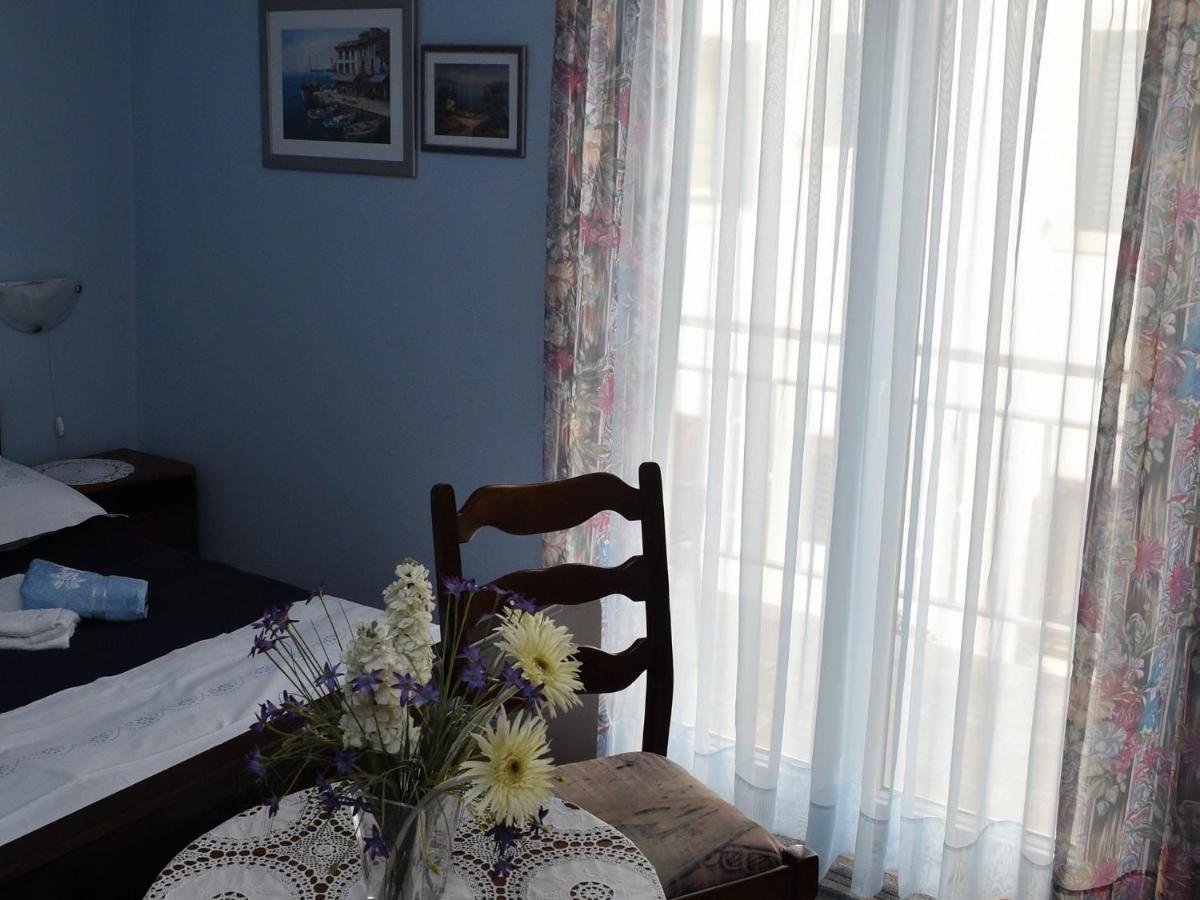Apartment Manigo Supetar Εξωτερικό φωτογραφία