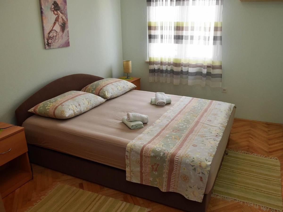 Apartment Manigo Supetar Εξωτερικό φωτογραφία