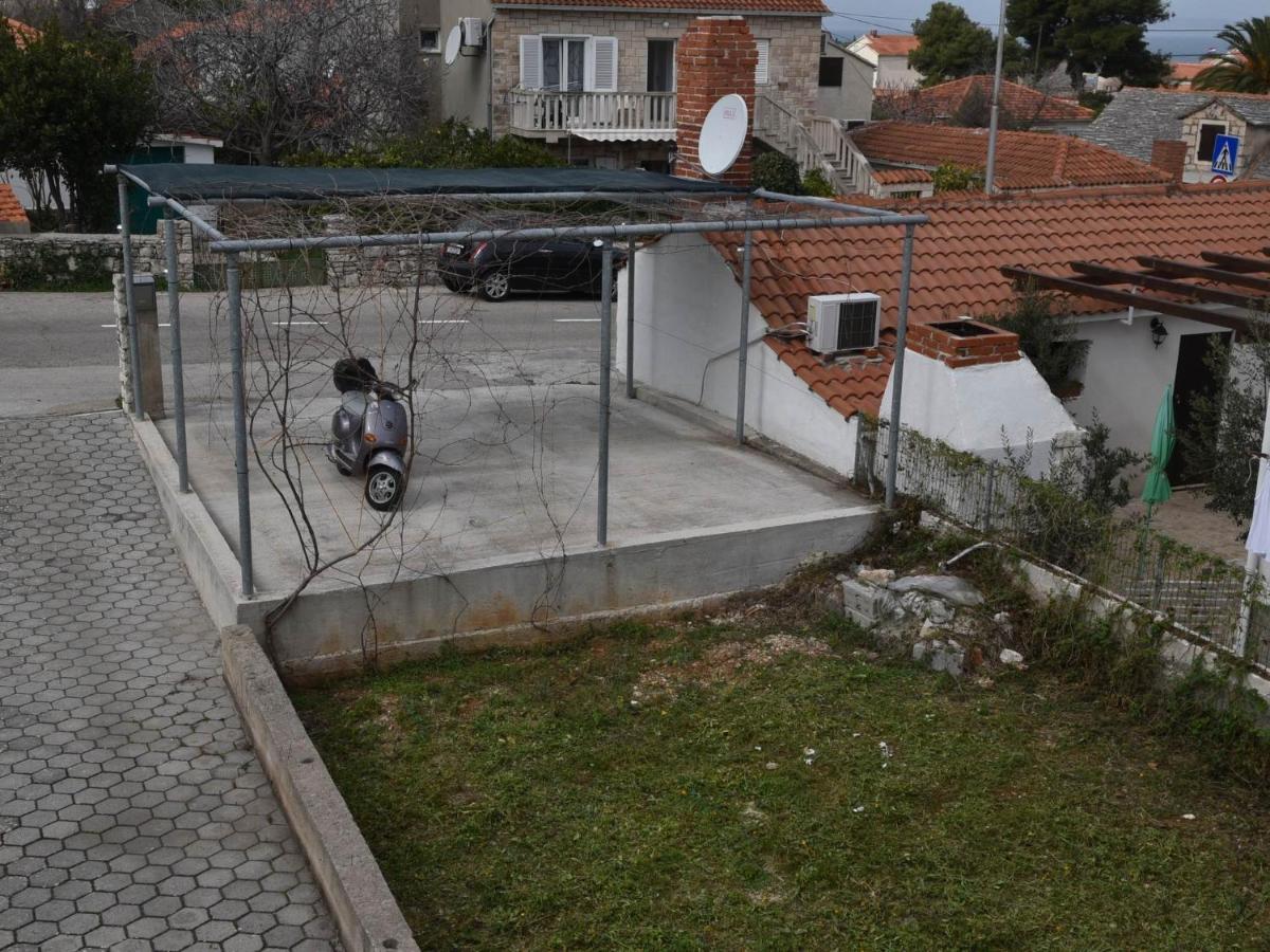 Apartment Manigo Supetar Εξωτερικό φωτογραφία