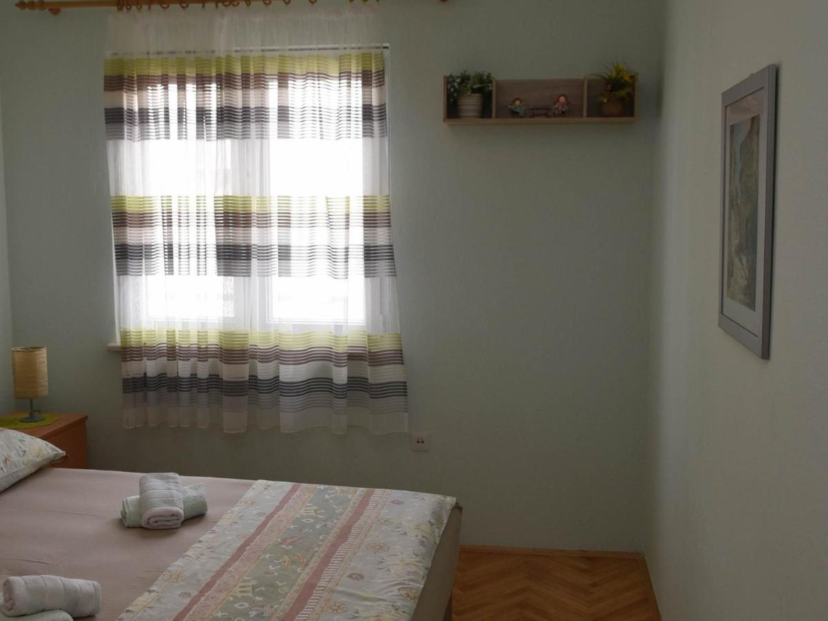 Apartment Manigo Supetar Εξωτερικό φωτογραφία