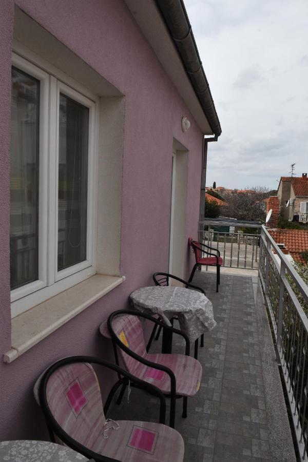 Apartment Manigo Supetar Εξωτερικό φωτογραφία